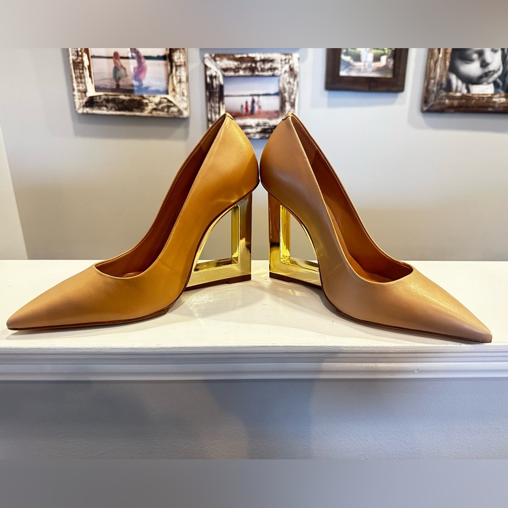 Schutz Filipa wedge pump